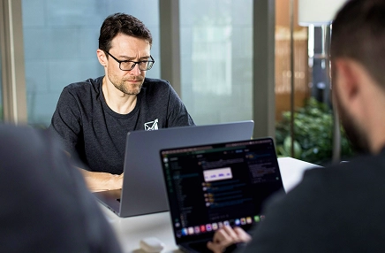 IT procurement software enabling smart vendor picks